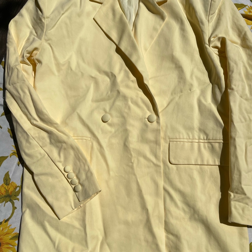 Showpo “Virginia” Light Yellow Double Breasted Blazer